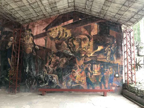 altText